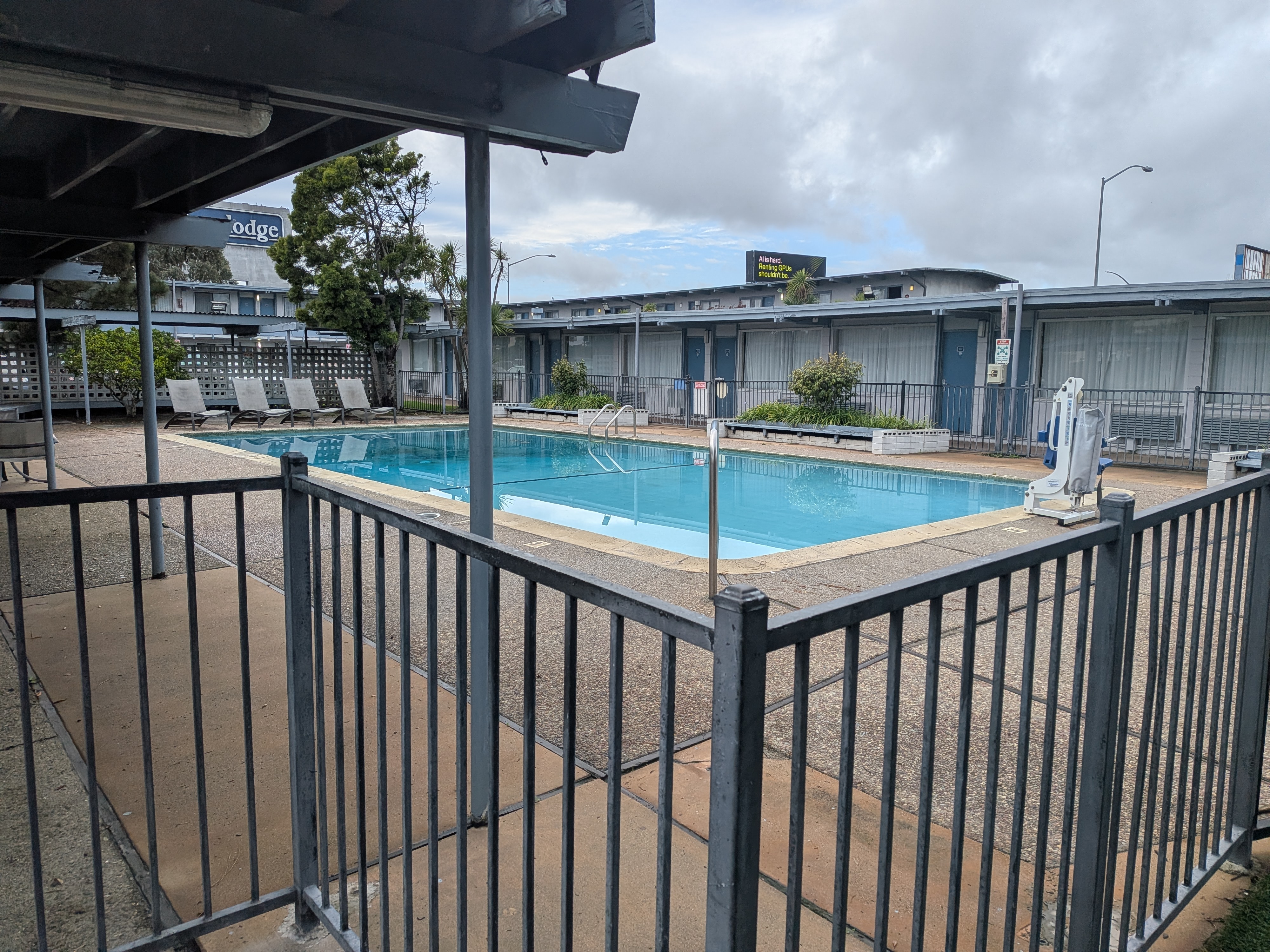 Travelodgeのプール