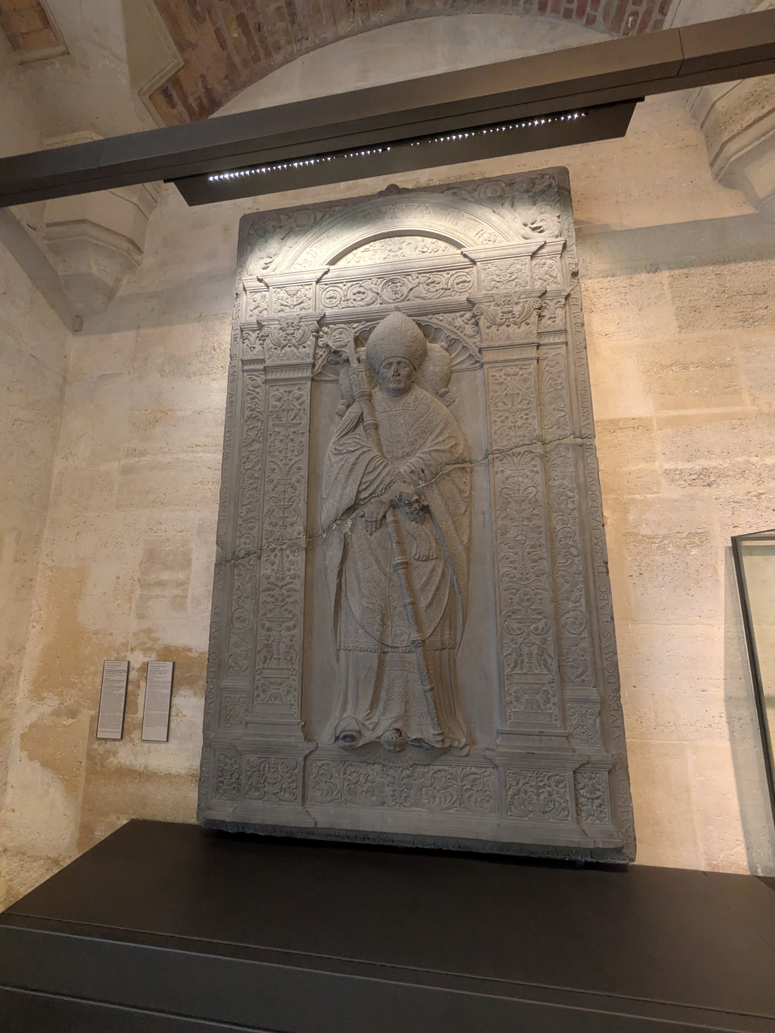 ジャン・ド・クロモワの墓碑