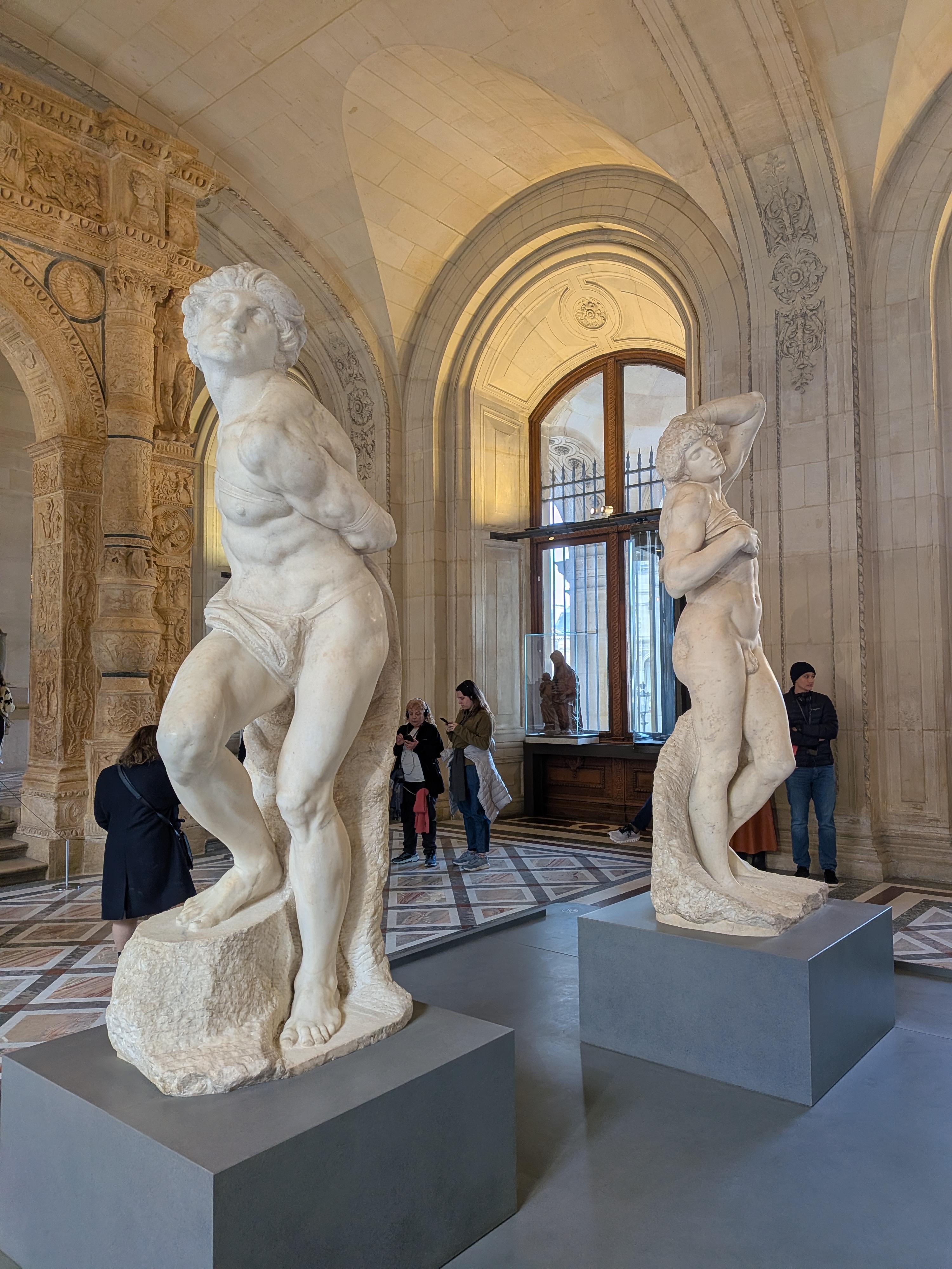 ミケランジェロ回廊