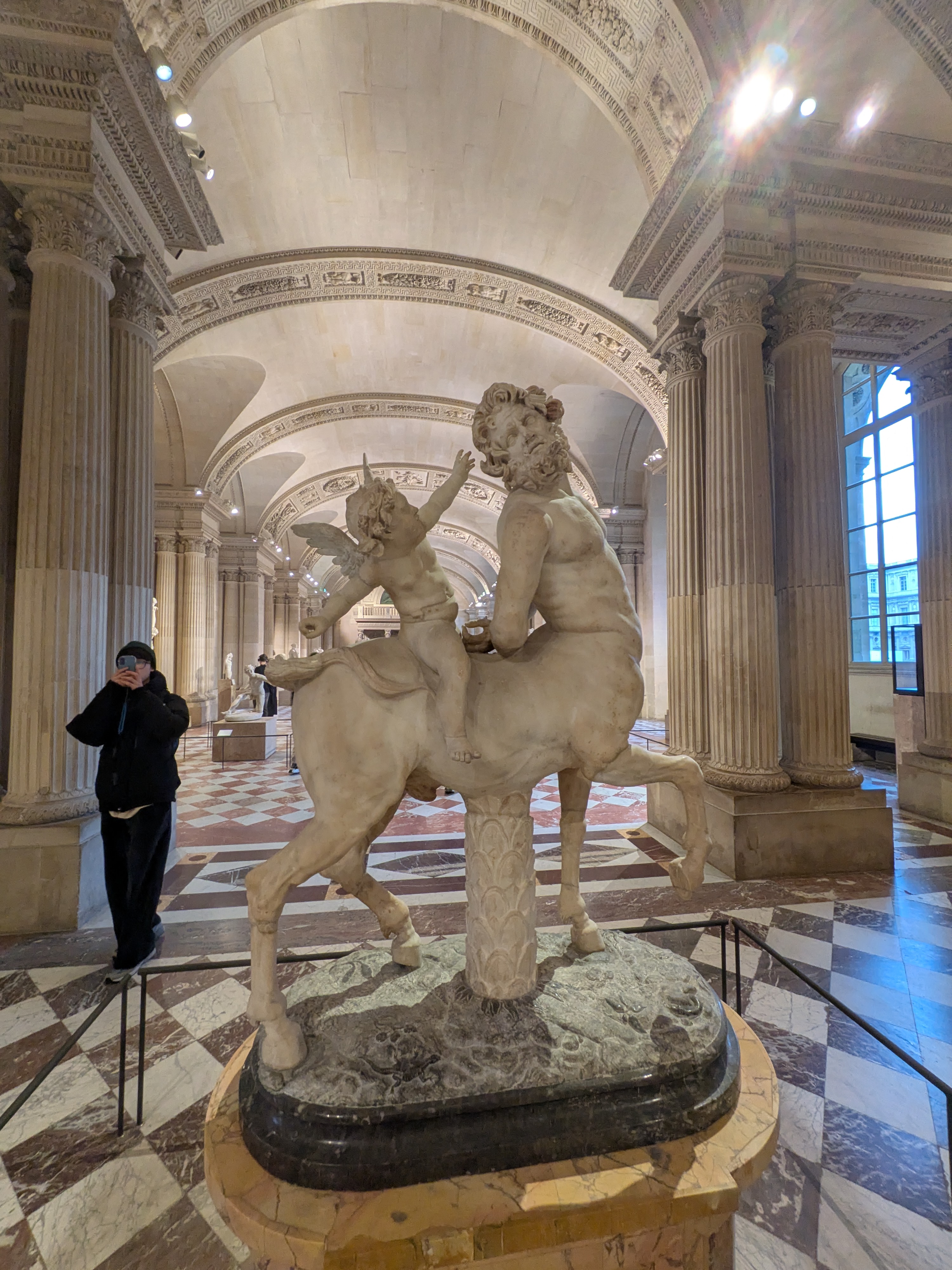 カリアティードの間